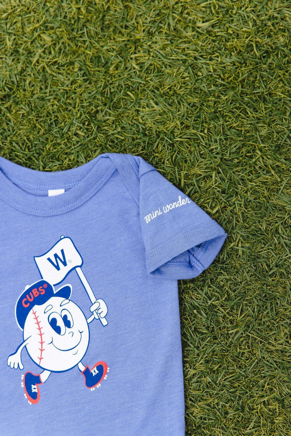 Chicago Cubs X Mini Wonder Hey Chicago Onesie Kids Baby Onesie Alice & Wonder